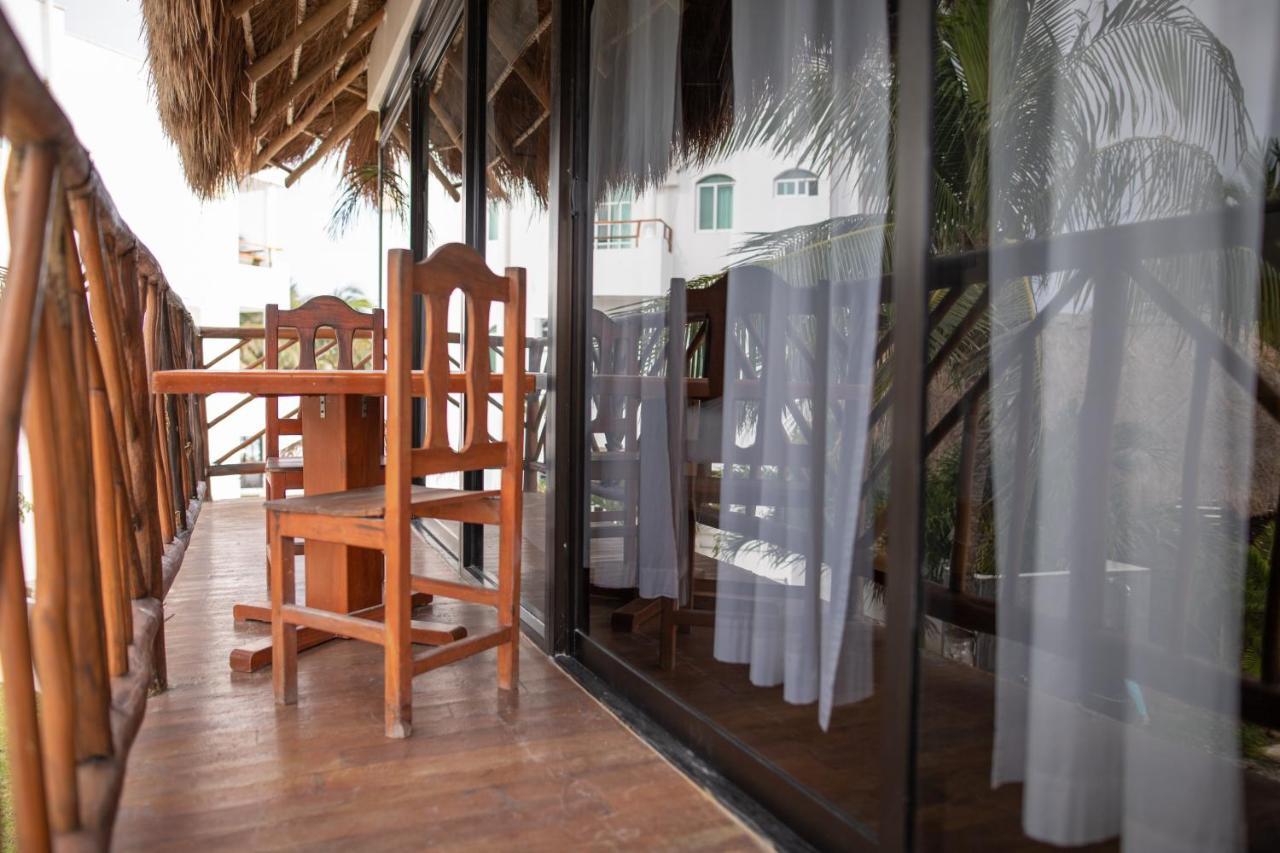 Hotel & Beach Club Ojo De Agua Puerto Morelos Bagian luar foto