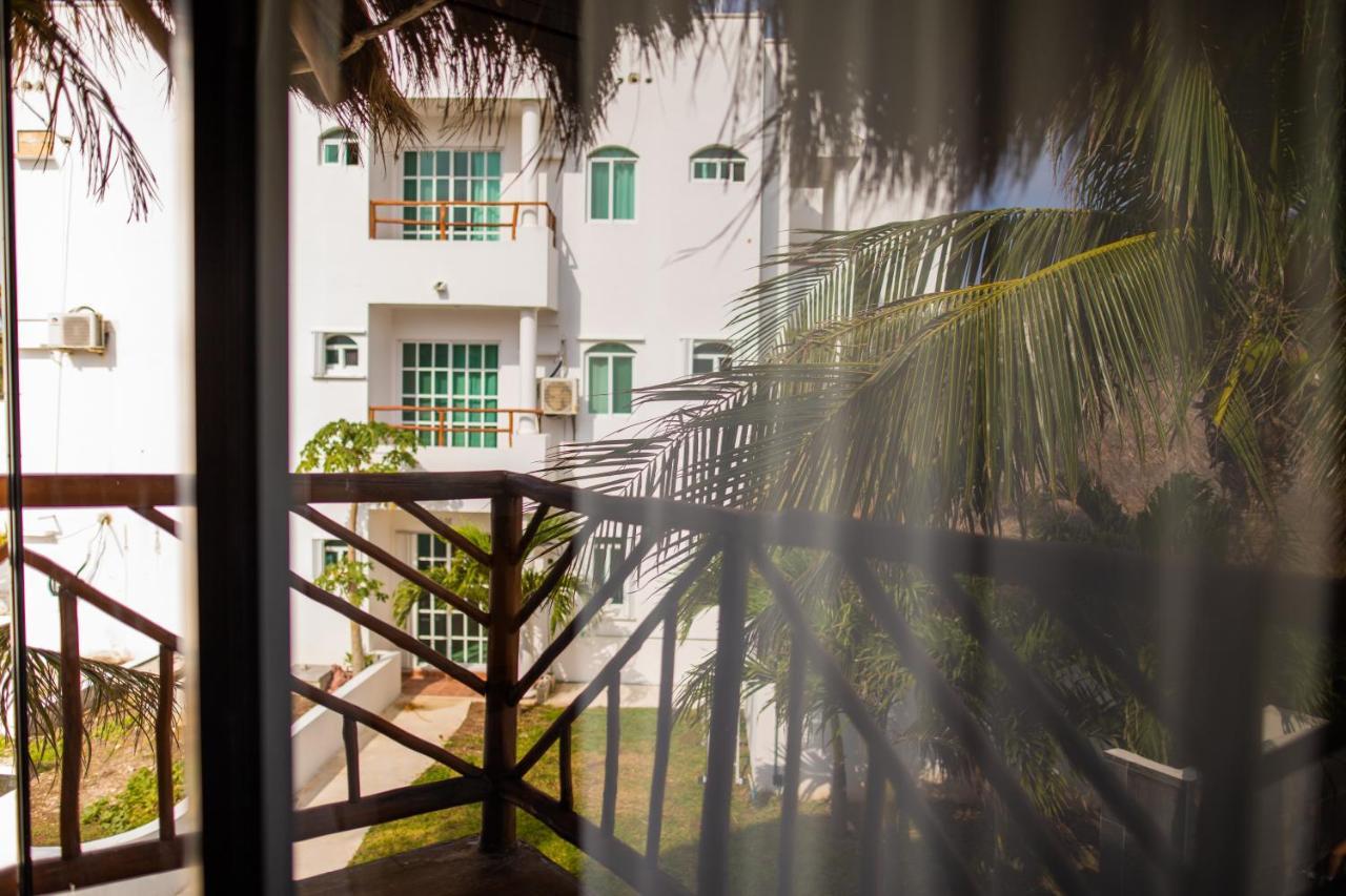 Hotel & Beach Club Ojo De Agua Puerto Morelos Bagian luar foto