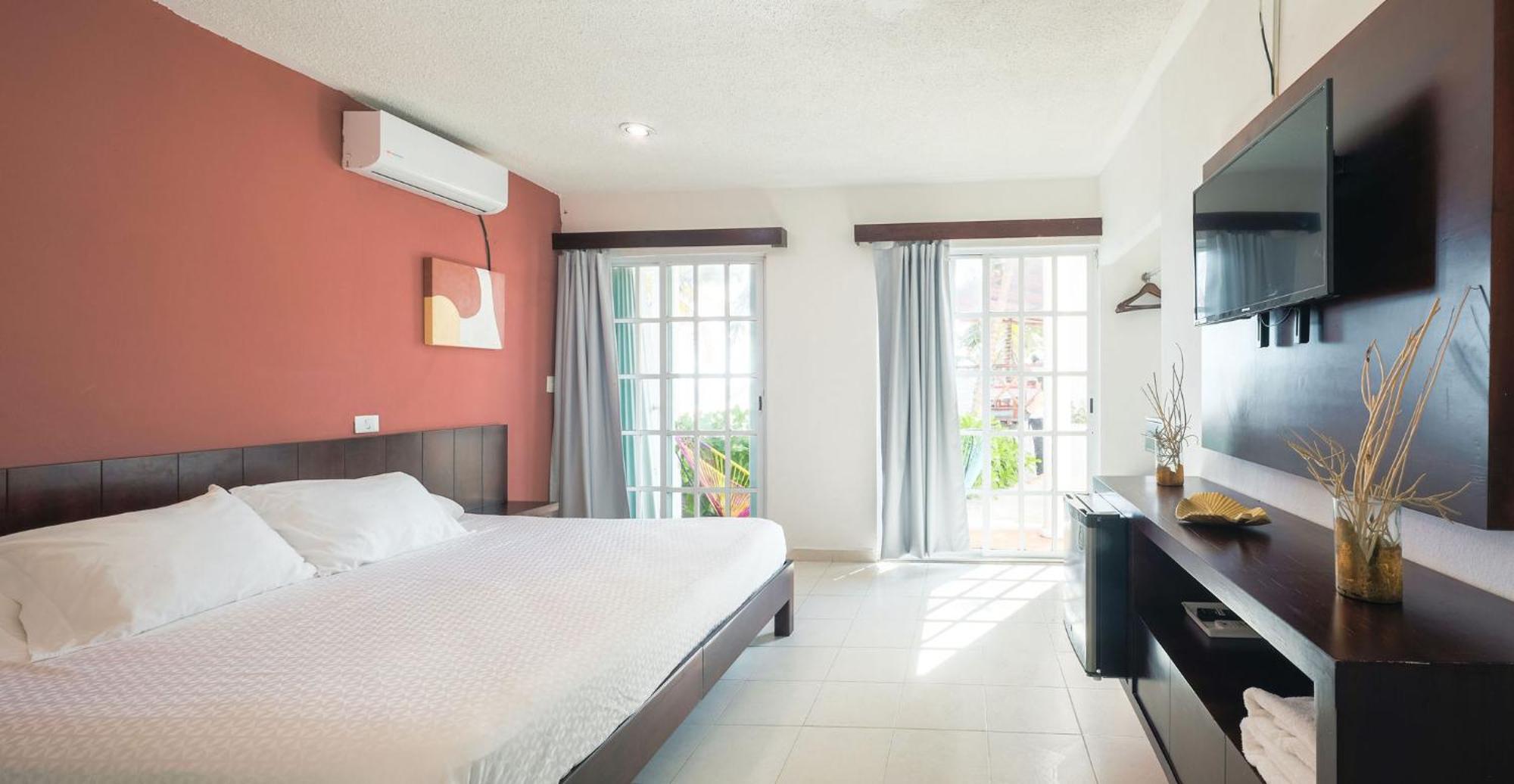 Hotel & Beach Club Ojo De Agua Puerto Morelos Bagian luar foto